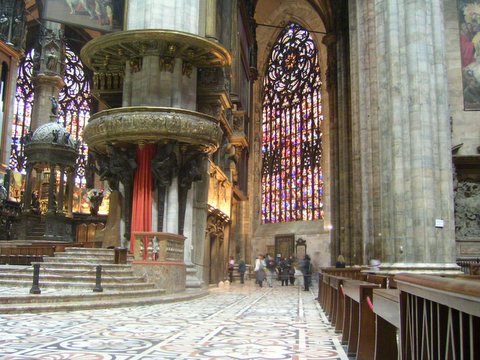 inside duomo.JPG